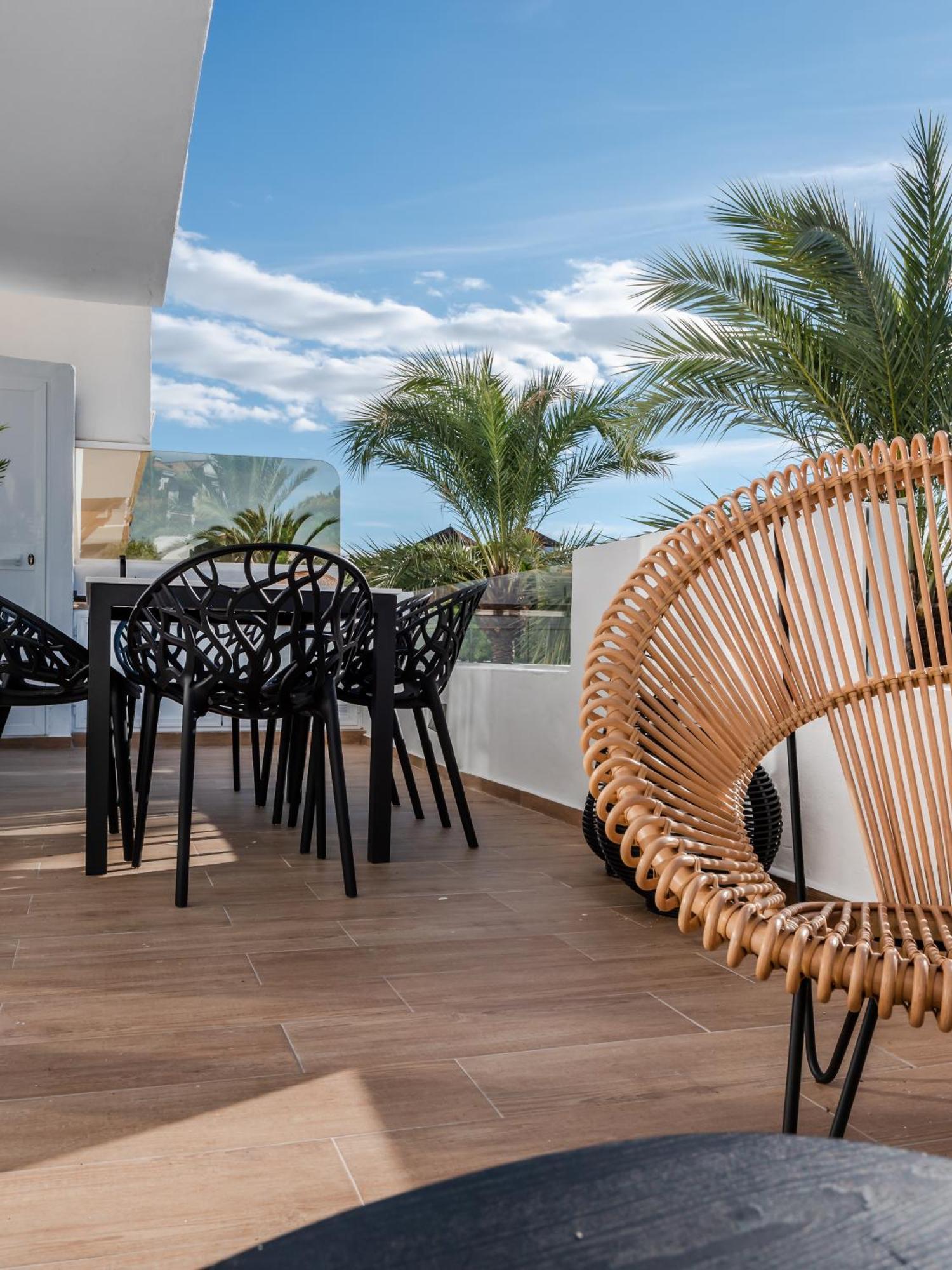 3 Bdrm Stylish Apt W Pool In Puerto Banus Marbella Luaran gambar