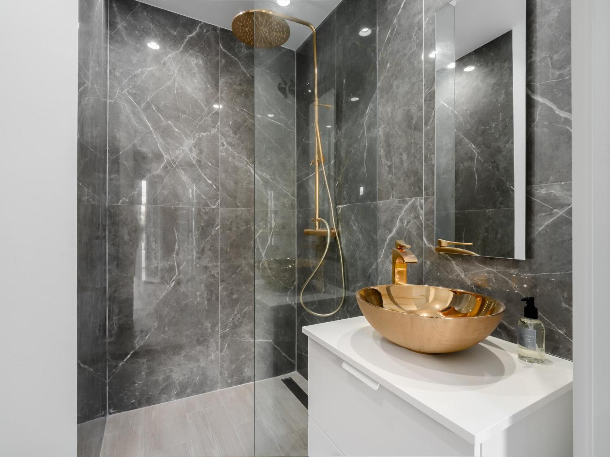 3 Bdrm Stylish Apt W Pool In Puerto Banus Marbella Luaran gambar