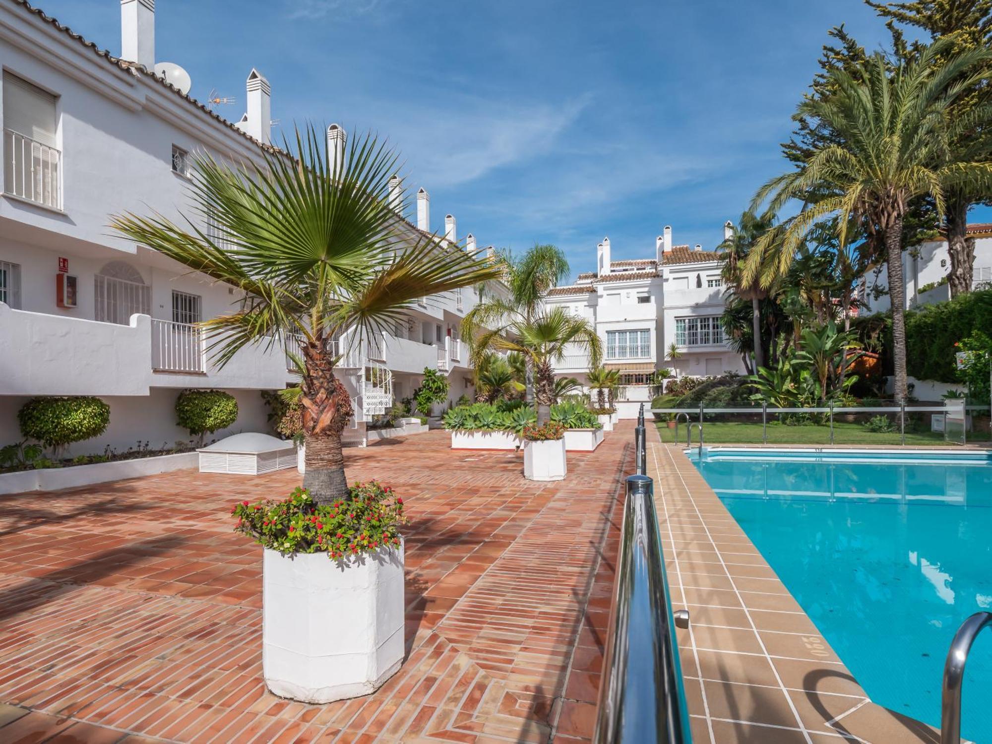 3 Bdrm Stylish Apt W Pool In Puerto Banus Marbella Luaran gambar